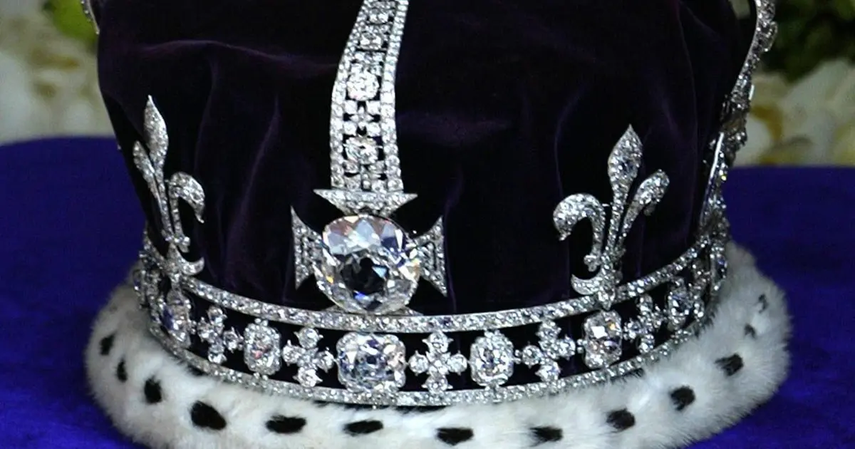 la historia real detras de la corona - Cómo se llama el diamante de la corona inglesa