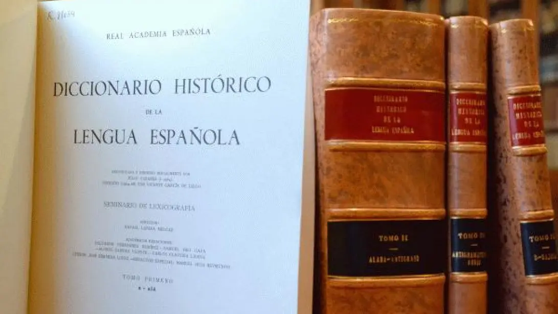 diccionario de la real academia de la historia - Cómo se llama el Diccionario de la Real Academia Española