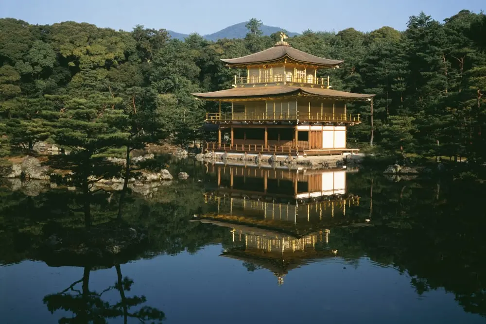 la historia de el pabellon dorado de mishima es real - Cómo se llama el Templo Dorado de Japón