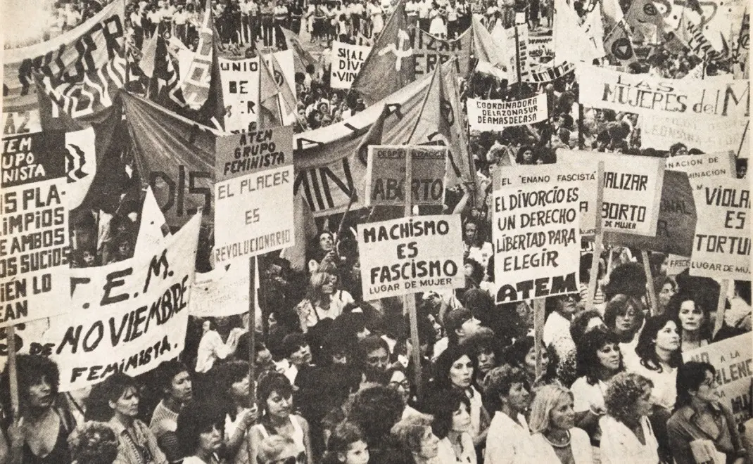 hechos historicos para la construcción del movimiento feminista - Cuáles son las causas del movimiento feminista