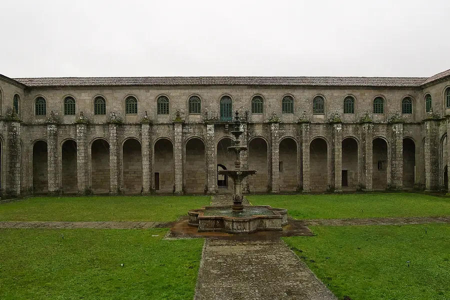 monasterio de oseira real academia de la historia - Cuándo se construyó el monasterio de Oseira