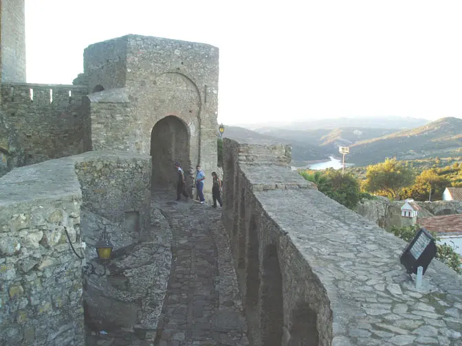 historia de castellar de santiago ciudad real - Cuántos años tiene el Castillo de Castellar