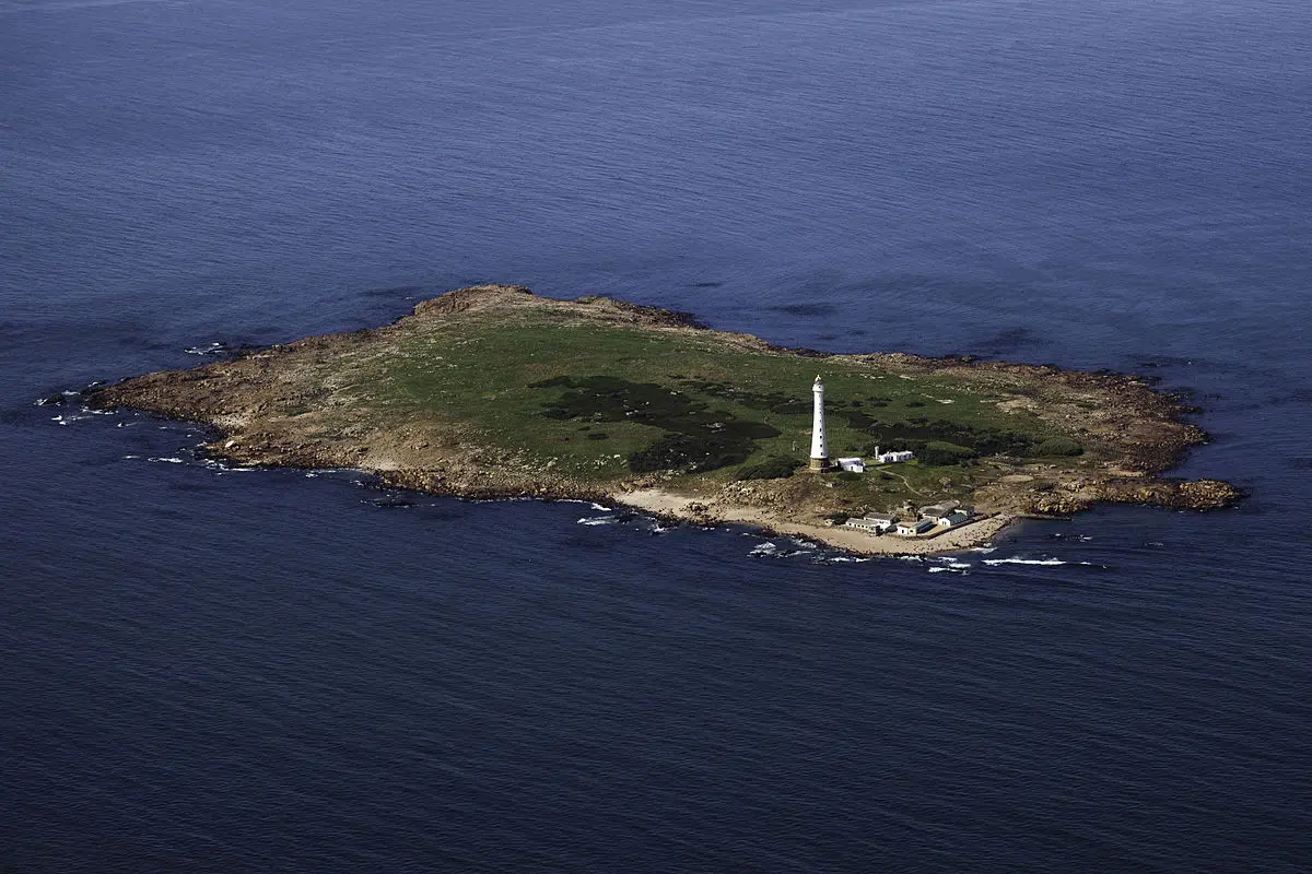 redacción hecho historico sobre islas - Que eran las islas