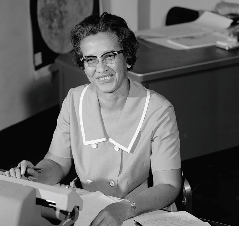 hidden figures historia real - Qué pasó en 1953 con Katherine Johnson